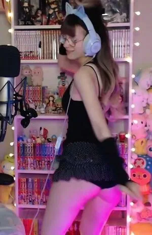 Skymi Chan OnlyFans Leaked Free Thumbnail Picture - #2jP9N8gP7O