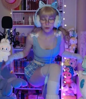 Skymi Chan OnlyFans Leaked Free Thumbnail Picture - #5FZX5YXAQp