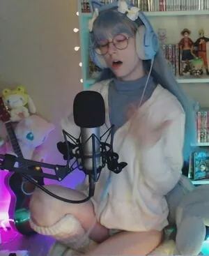 Skymi Chan OnlyFans Leaked Free Thumbnail Picture - #5o1CVmN9ww