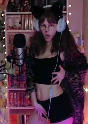 Skymi Chan OnlyFans Leaked Free Thumbnail Picture - #6trPO6Jft6