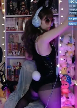 Skymi Chan OnlyFans Leaked Free Thumbnail Picture - #9uYqIEkHsy