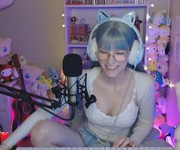 Skymi Chan OnlyFans Leaked Free Thumbnail Picture - #AQMzXeZZ1J