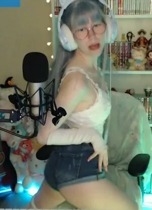 Skymi Chan OnlyFans Leaked Free Thumbnail Picture - #BLsvDvAXXI