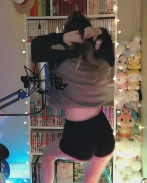 Skymi Chan OnlyFans Leaked Free Thumbnail Picture - #CWxm4i8OwJ
