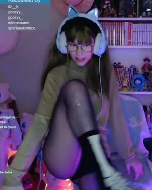 Skymi Chan OnlyFans Leaked Free Thumbnail Picture - #HF27u06rGr