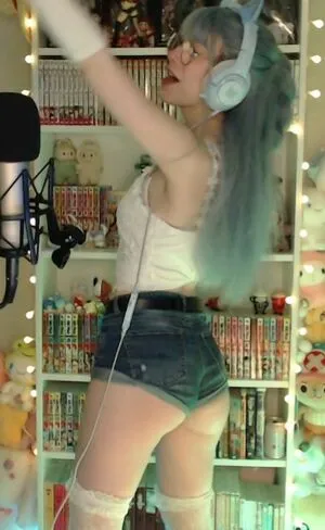 Skymi Chan OnlyFans Leaked Free Thumbnail Picture - #INTCOY6KFy