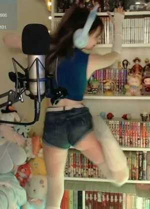 Skymi Chan OnlyFans Leaked Free Thumbnail Picture - #LH9e9TODDA