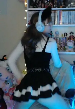 Skymi Chan OnlyFans Leaked Free Thumbnail Picture - #MPiJBI4tl1