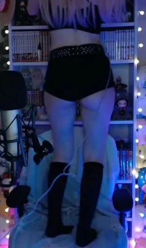 Skymi Chan OnlyFans Leaked Free Thumbnail Picture - #MfwPm3EvgD