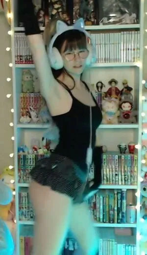 Skymi Chan OnlyFans Leaked Free Thumbnail Picture - #NQhRURekoB