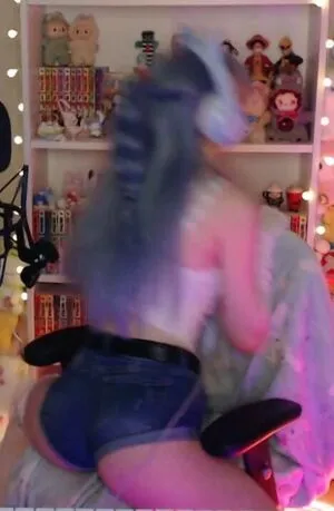 Skymi Chan OnlyFans Leaked Free Thumbnail Picture - #P1HMKvs4Lr