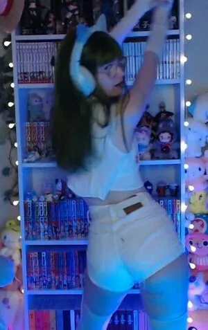 Skymi Chan OnlyFans Leaked Free Thumbnail Picture - #QJmpIX5RIQ