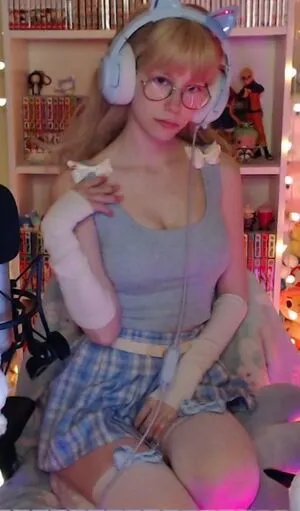 Skymi Chan OnlyFans Leaked Free Thumbnail Picture - #StAB4pD7z5