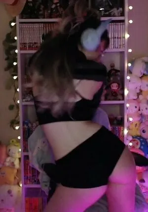 Skymi Chan OnlyFans Leaked Free Thumbnail Picture - #aMe3jRZHM5