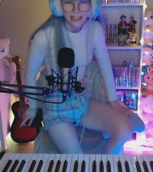 Skymi Chan OnlyFans Leaked Free Thumbnail Picture - #aggqEDLdAU