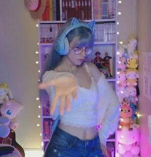 Skymi Chan OnlyFans Leaked Free Thumbnail Picture - #eAzan0A1kS