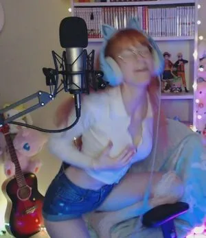 Skymi Chan OnlyFans Leaked Free Thumbnail Picture - #fDyuTur2h5