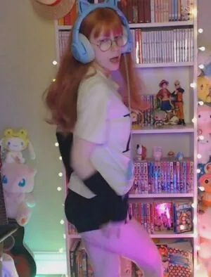 Skymi Chan OnlyFans Leaked Free Thumbnail Picture - #glz3sq5VJK