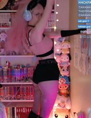 Skymi Chan OnlyFans Leaked Free Thumbnail Picture - #hD9Cnapvq5