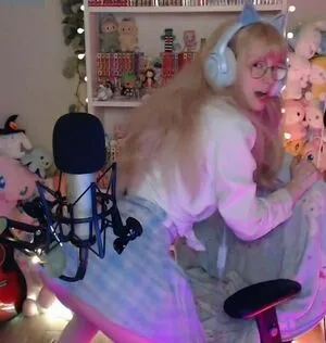 Skymi Chan OnlyFans Leaked Free Thumbnail Picture - #hGBf3WMLX5