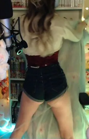 Skymi Chan OnlyFans Leaked Free Thumbnail Picture - #ip8NCzQehA