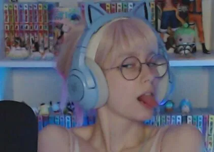Skymi Chan OnlyFans Leaked Free Thumbnail Picture - #kBNvetBFf4
