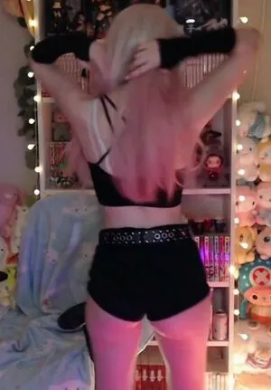 Skymi Chan OnlyFans Leaked Free Thumbnail Picture - #niufJp3gzO