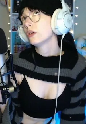 Skymi Chan OnlyFans Leaked Free Thumbnail Picture - #pF7v8IDSw8