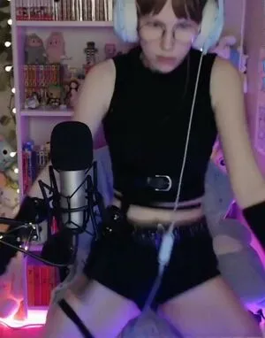 Skymi Chan OnlyFans Leaked Free Thumbnail Picture - #raikDNFI6e