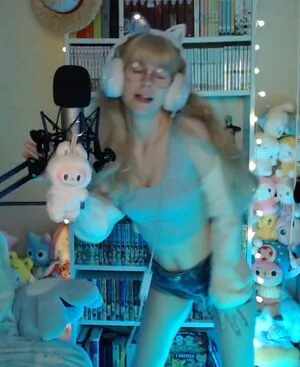 Skymi Chan OnlyFans Leaked Free Thumbnail Picture - #rw8QGOzB0e