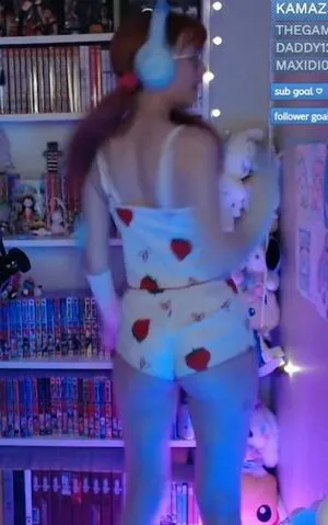 Skymi Chan OnlyFans Leaked Free Thumbnail Picture - #shgMe5xwOO