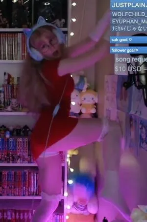 Skymi Chan OnlyFans Leaked Free Thumbnail Picture - #v7L3osvfsy
