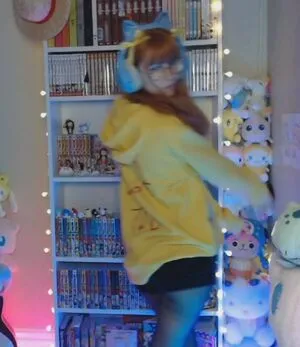 Skymi Chan OnlyFans Leaked Free Thumbnail Picture - #x92K00frRU