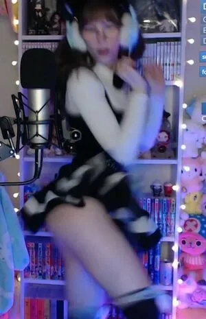 Skymi Chan OnlyFans Leaked Free Thumbnail Picture - #zfxJdHExXy