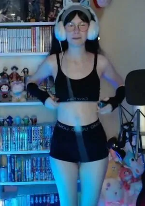 Skymi Chan OnlyFans Leaked Free Thumbnail Picture - #znFtfA2xtc