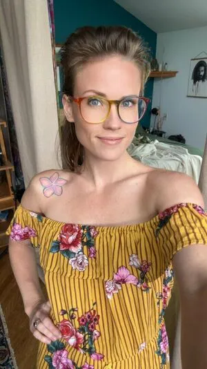 Skyra Fox OnlyFans Leaked Free Thumbnail Picture - #1FLGRCS0MO