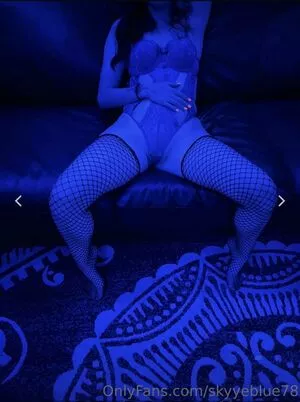 Skyye Blue OnlyFans Leaked Free Thumbnail Picture - #kfldIZDJpl