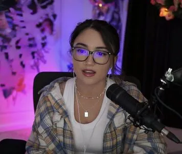 Skyytea OnlyFans Leaked Free Thumbnail Picture - #5HYppx3SQ9