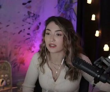 Skyytea OnlyFans Leaked Free Thumbnail Picture - #I643oIQWHD