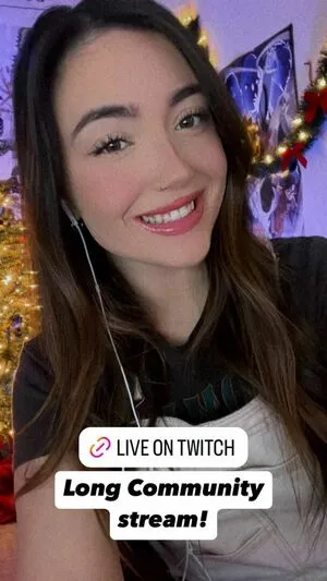 Skyytea OnlyFans Leaked Free Thumbnail Picture - #KCazzIPiLL