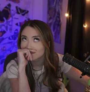 Skyytea OnlyFans Leaked Free Thumbnail Picture - #Tfyl3nKsNp