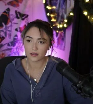 Skyytea OnlyFans Leaked Free Thumbnail Picture - #TwO3T6Crqs