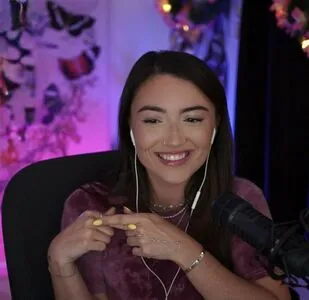 Skyytea OnlyFans Leaked Free Thumbnail Picture - #YA4jDRU5ru