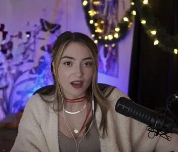 Skyytea OnlyFans Leaked Free Thumbnail Picture - #p99JwgjVgt