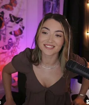 Skyytea OnlyFans Leaked Free Thumbnail Picture - #r8d62agkEK