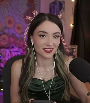 Skyytea OnlyFans Leaked Free Thumbnail Picture - #xDEn3cGeWi