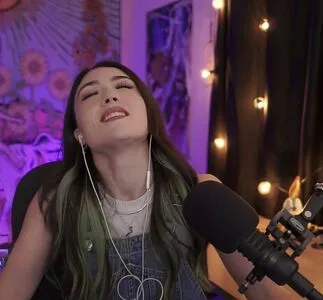 Skyytea OnlyFans Leaked Free Thumbnail Picture - #zo702O9AWZ