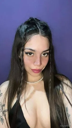 Skyywhite OnlyFans Leaked Free Thumbnail Picture - #MfGOc186jk