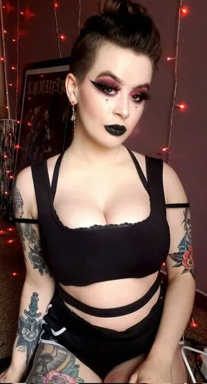 Slashleytv OnlyFans Leaked Free Thumbnail Picture - #Z3H9REGFhm