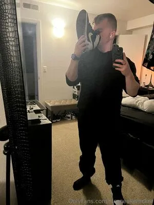 Slcsneakerlicker OnlyFans Leaked Free Thumbnail Picture - #4Wh6LuVxiA